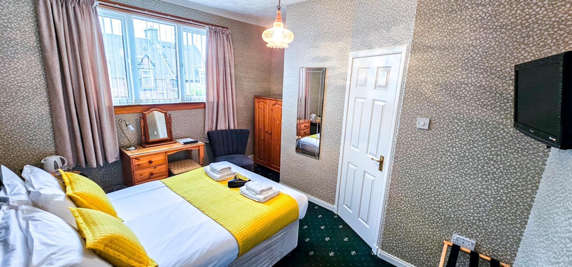 Mystayinn Abermar Guest House Inverness Bagian luar foto